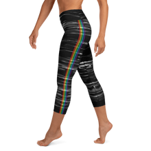 Load image into Gallery viewer, Black Chakra Stripes High Waist Capri Leggings
