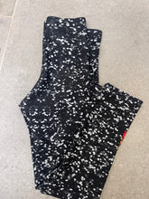Load image into Gallery viewer, Black Glitter Girls Leggings