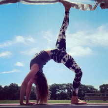 Load image into Gallery viewer, B+W Tie-Dye High Waist Yoga Leggings