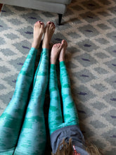 Load image into Gallery viewer, Mermaid Green Heart Chakra Girl Leggings