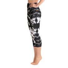 Load image into Gallery viewer, B+W Tie-Dye High Waist Yoga Capri Leggings