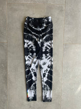 Load image into Gallery viewer, B+W Tie-Dye High Waist Yoga Leggings
