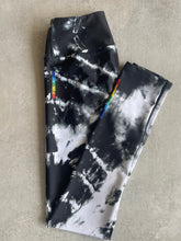 Load image into Gallery viewer, B+W Tie-Dye High Waist Yoga Leggings
