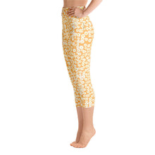 Load image into Gallery viewer, Daisy Orange High Waist Yoga Capri Leggings