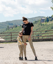 Load image into Gallery viewer, Gold Glitter Chakra Girls Leggings