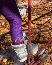 Load image into Gallery viewer, Purple Crown Chakra Star Girl Leggings
