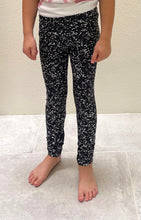 Load image into Gallery viewer, Black Glitter Girls Leggings