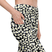 Load image into Gallery viewer, Daisy Recycled Crossover leggings with pockets
